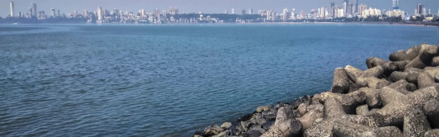 Menjelajahi Marine Drive. Pengalaman Kalung Ratu